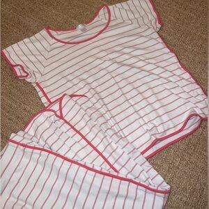 LAKE PAJAMAS SET hot pink discontinued striped pajamas.Size- XS but can fit S/M.